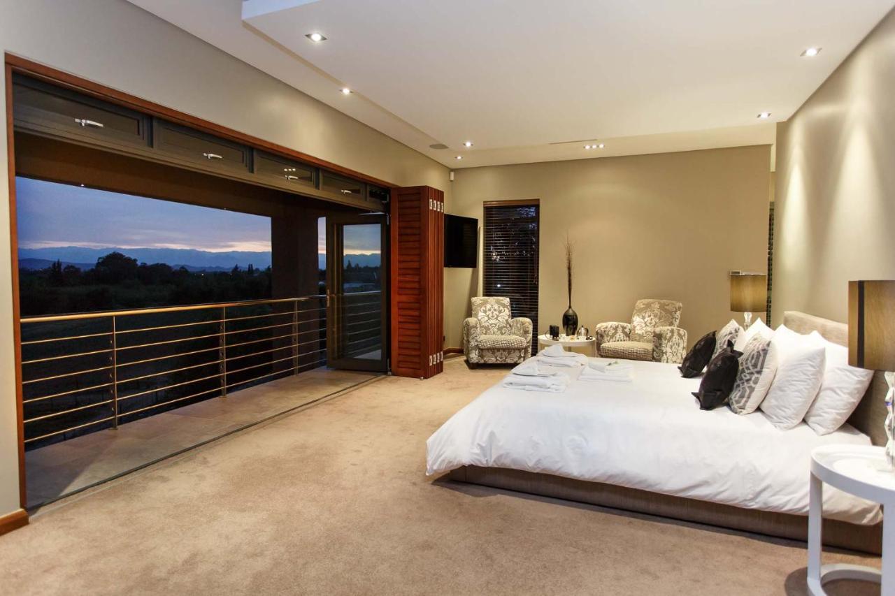 Sonas Boutique Guest House Oudtshoorn Esterno foto