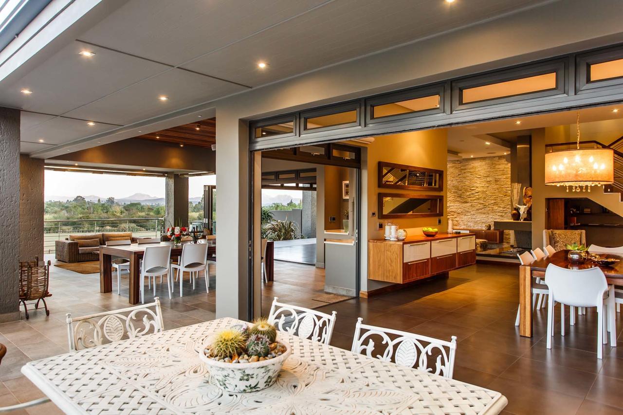 Sonas Boutique Guest House Oudtshoorn Esterno foto